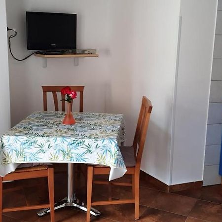 Antonio Apartman 2 Veli Losinj Luaran gambar